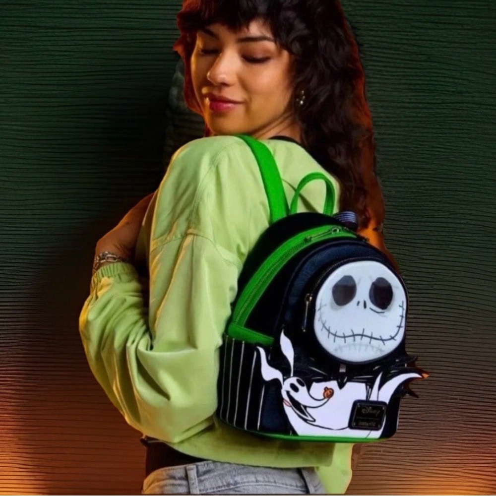 NEW Disney Loungefly Nightmare Before Christmas Lenticular JACK & ZERO Backpack - Picture 6 of 7